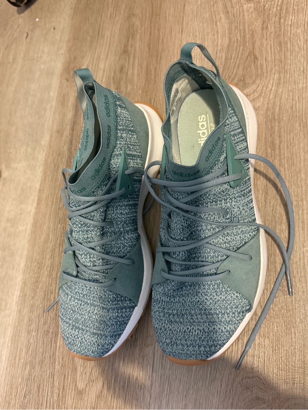 Adidas Women's Cloudfoam Neo Quesa Raw Green Athletic Running